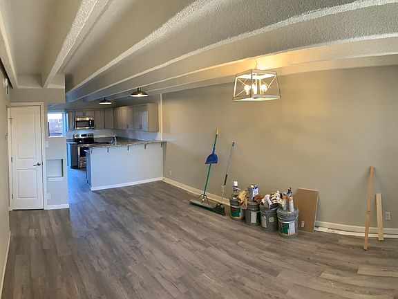 2nd image of 1100 Alvarado Dr SE APT 105