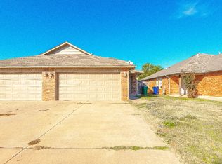11113 SW 5th St, Yukon, OK 73099