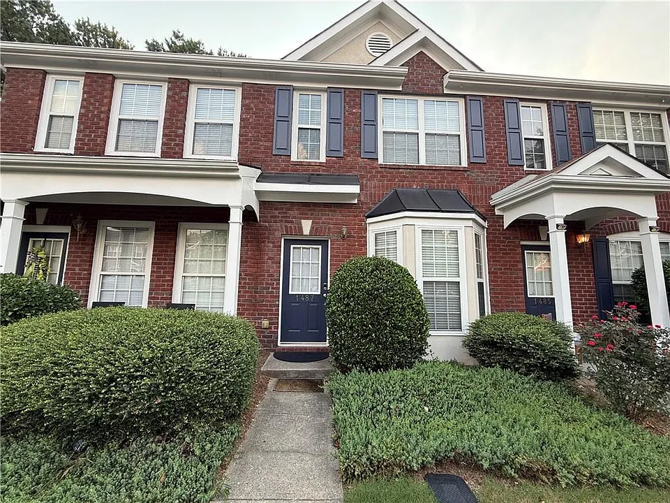 1487 Cove Creek Cir