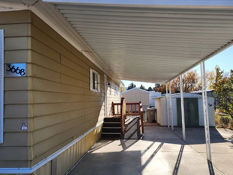 3668 Kingsland Way — Photo 2