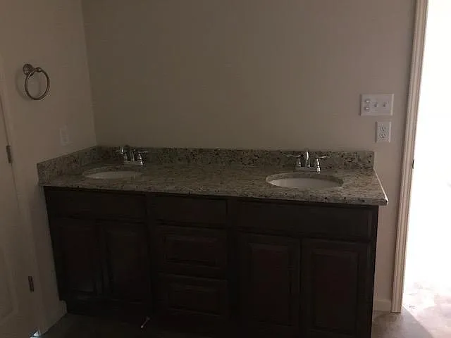 1516 Sugar Maple Ln — Photo 12