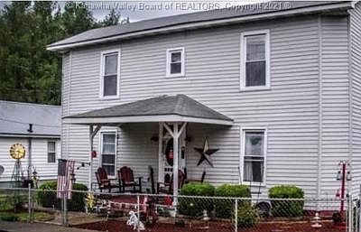 1st image of 163 Church St