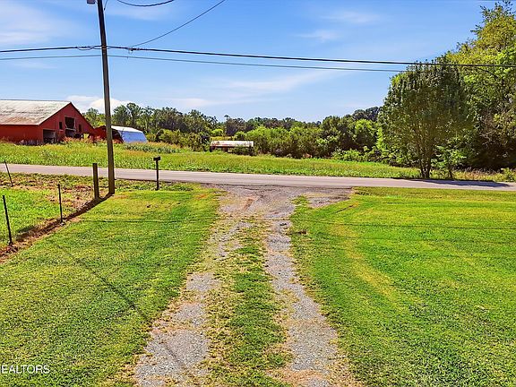 5th image of 4745 Morganton Rd