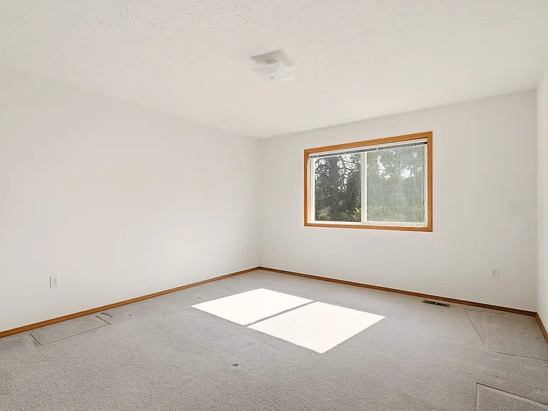 8823 N Pamela St — Photo 12