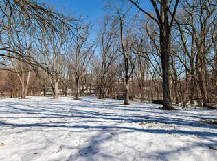 225 Larkdale Row, Wauconda, IL 60084