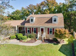 704 Earl Of Warwick Ct, Virginia Beach, VA 23454