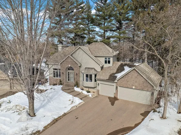 9611 Briar Cir, Bloomington, MN 55437