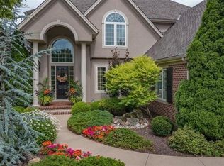 13905 Outlook St, Overland Park, KS 66223