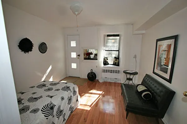 Rented by Eric Goodman Realty Corp | media 5