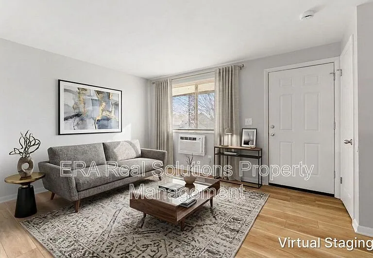 3400 Camp Chase Dr #4B — Photo 1