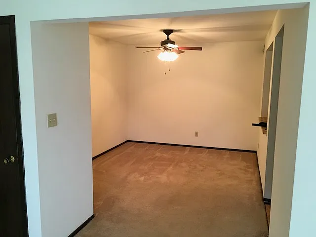 W69N905 Evergreen Ct — Photo 9