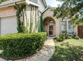 906 Mill Spring Dr, Garland, TX 75040