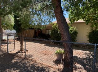 17397 E Trails End Rd, Mayer, AZ 86333