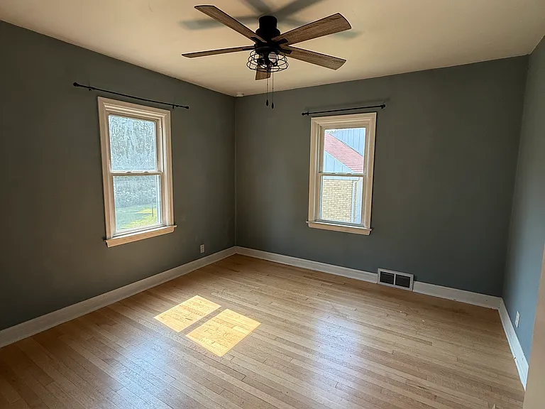 1307 S Clay St — Photo 10
