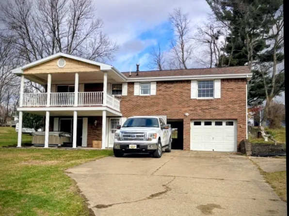 848 Murphy Dr, Washington, PA 15301