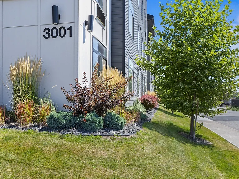 The Flats on Liberty | Exterior Landscape