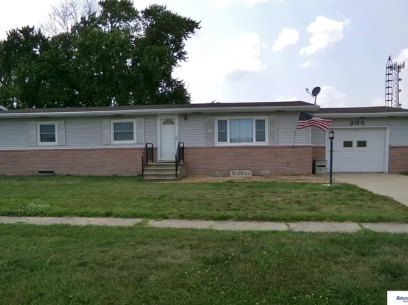 205 Nebraska St, Jansen, NE 68377