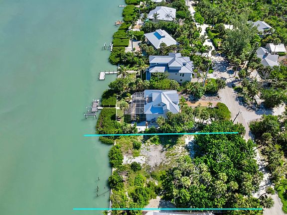 3rd image of 2563 Coconut Dr