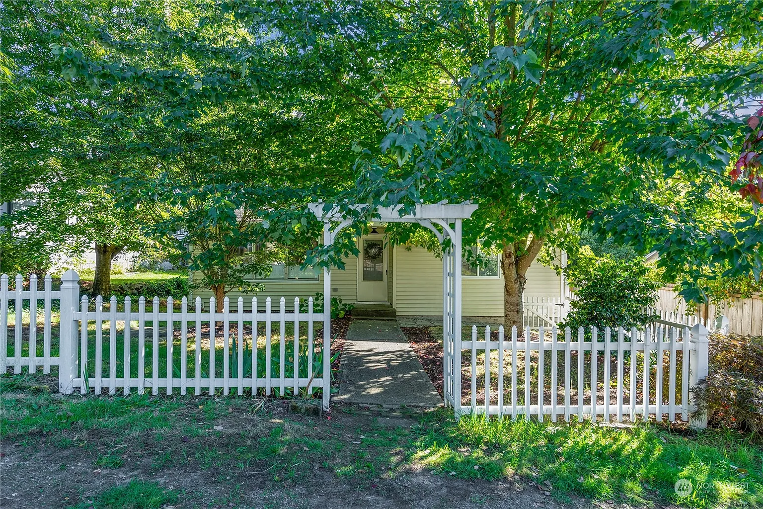 3539 NE 130th Street photo 1