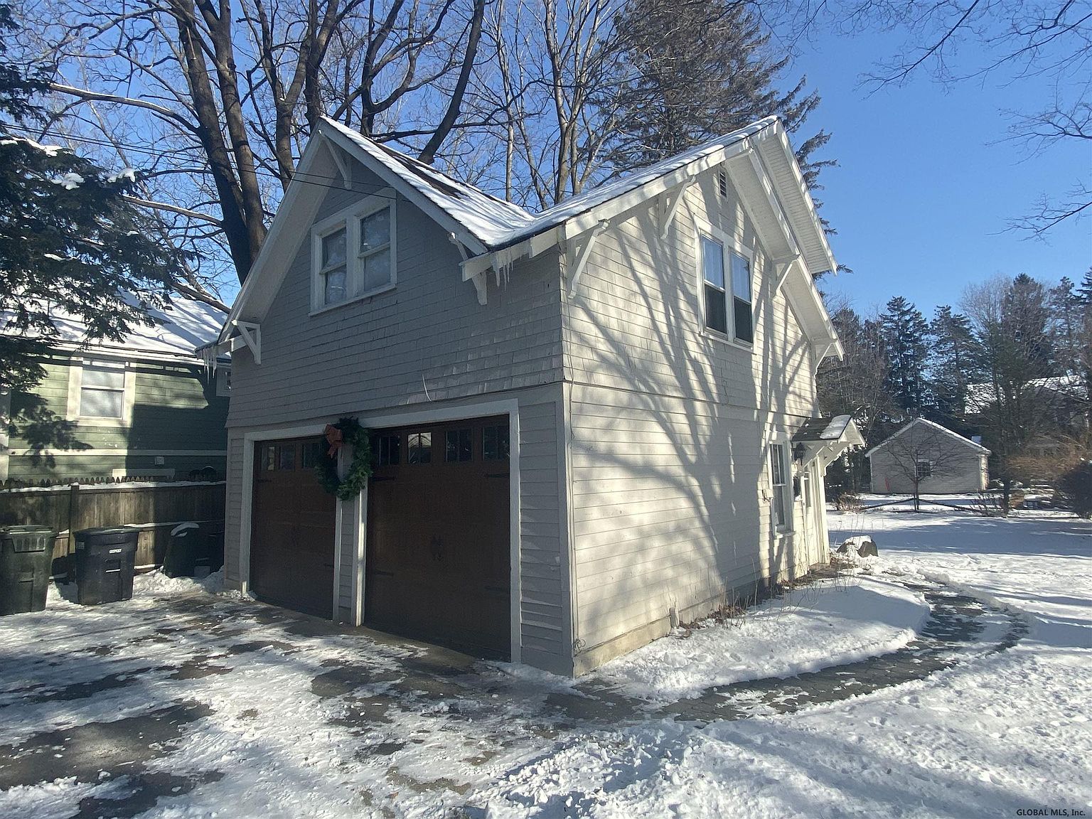 206 East Ave, Saratoga Springs, NY 12866 Zillow