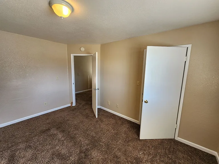 Eucalyptus Apartments 1425 — Photo 12