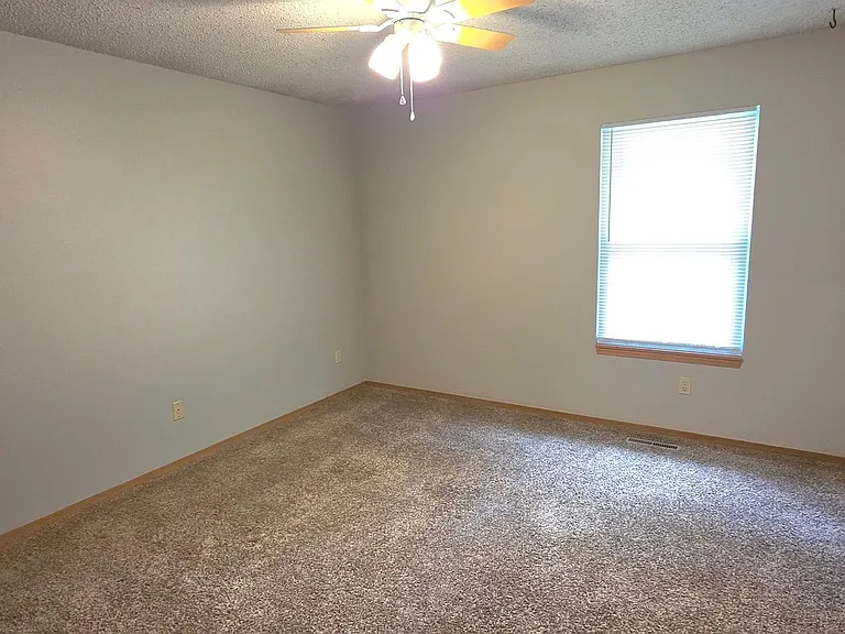3757 W Sylvania St — Photo 2