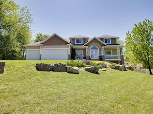 4479 Overlook Dr SE, Prior Lake, MN 55372