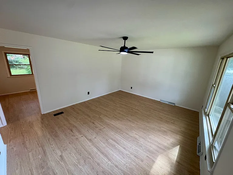 4016 Tipperary Pl — Photo 5