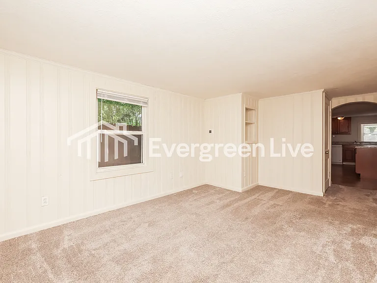 2961 Berkley St — Photo 3
