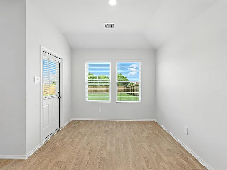 106 N Richland Dr — Photo 8