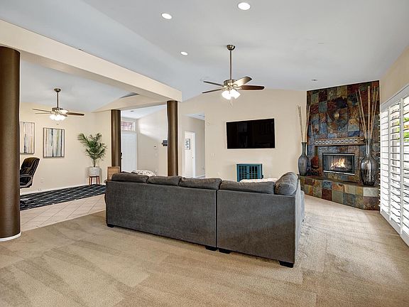 4th image of 78563 San Marino Ct