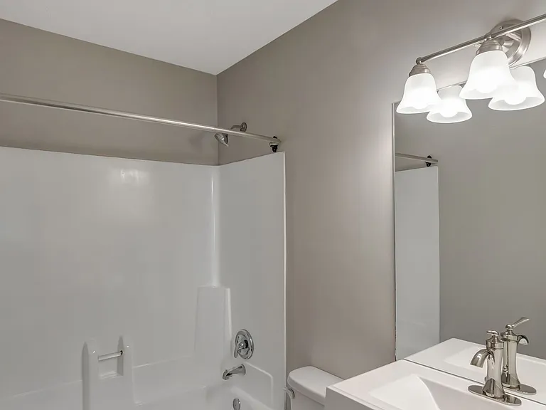 125 Agee Cir E — Photo 21