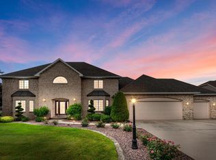 1251 Covington Ct, Crown Point, IN 46307