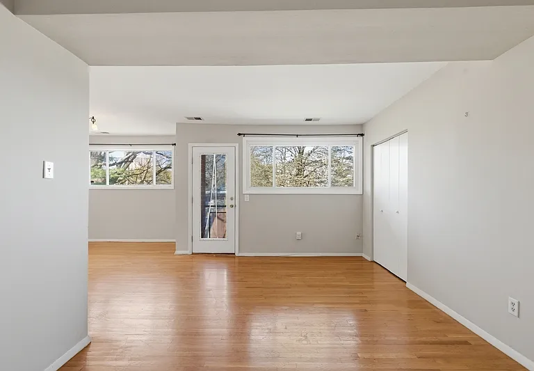 521 Epsom Rd #2C — Photo 6