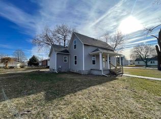 2722 8th St, Columbus, NE 68601