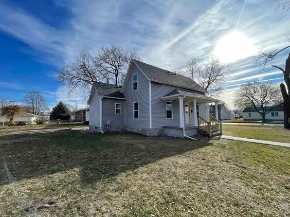 2722 8th St, Columbus, NE 68601