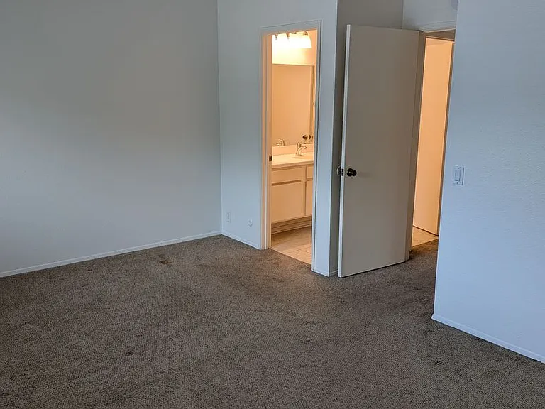 12103 Wilsey Way — Photo 17