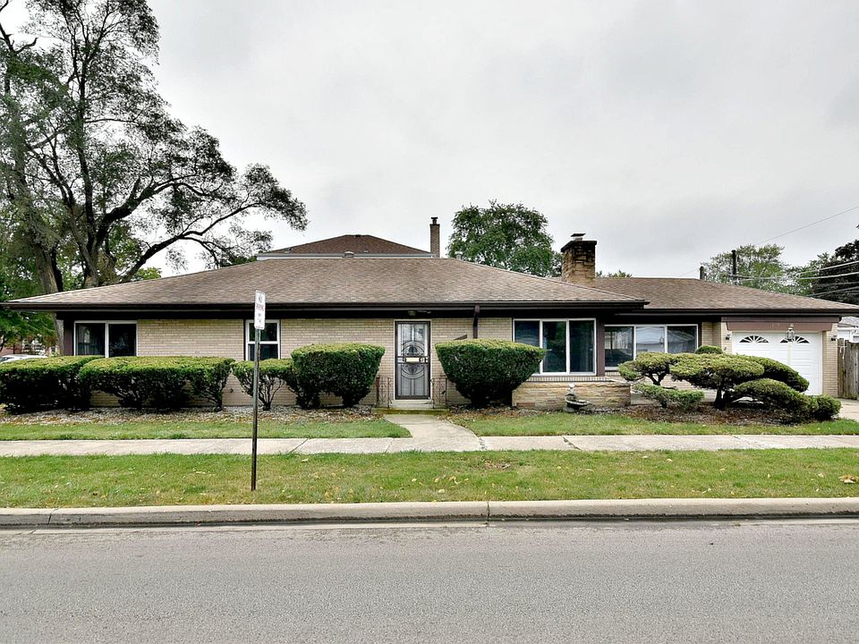 1st image of 1746 N 74th Ave