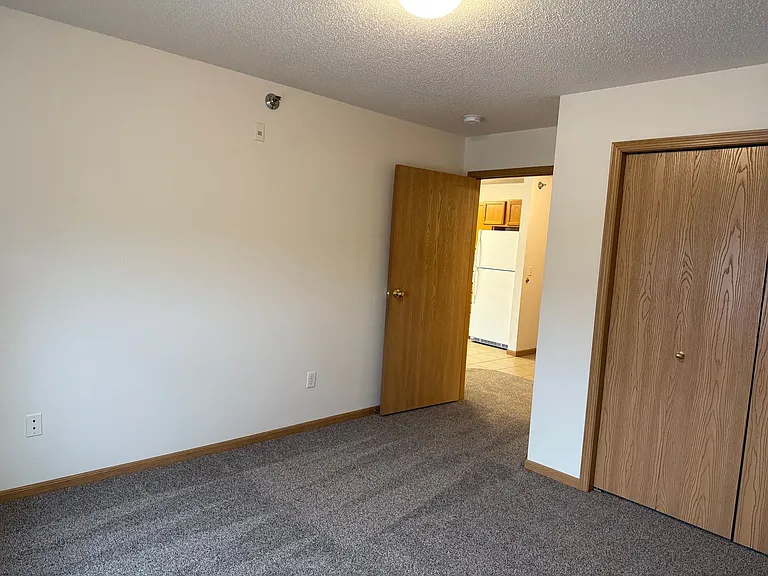 Pointe West II — Photo 11