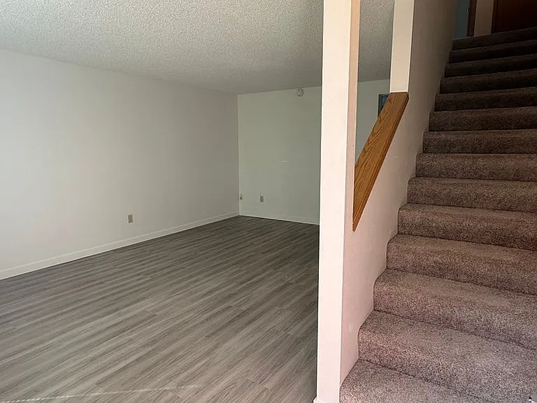 CCH5114--Apple Knoll Townhomes — Photo 4