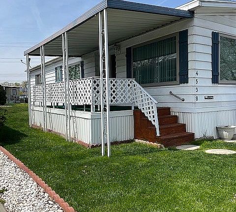 3rd image of 4538 S Meridian Cir