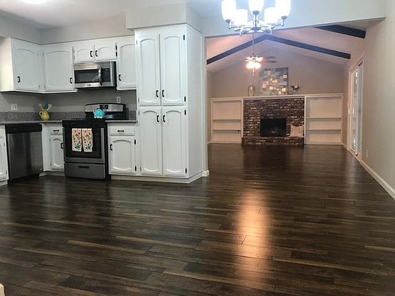 4th image of 5458 E McKenzie Ave