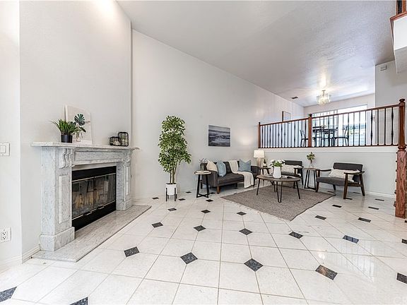 3rd image of 1830 Stoner Ave APT 2