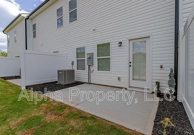 12 Lone Cypress St — Photo 25