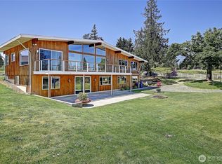 1466 Larkspur Ln, Camano Island, WA 98282