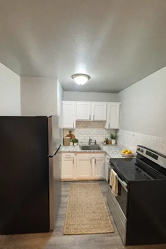 5690 Pardee Rd Photo 1