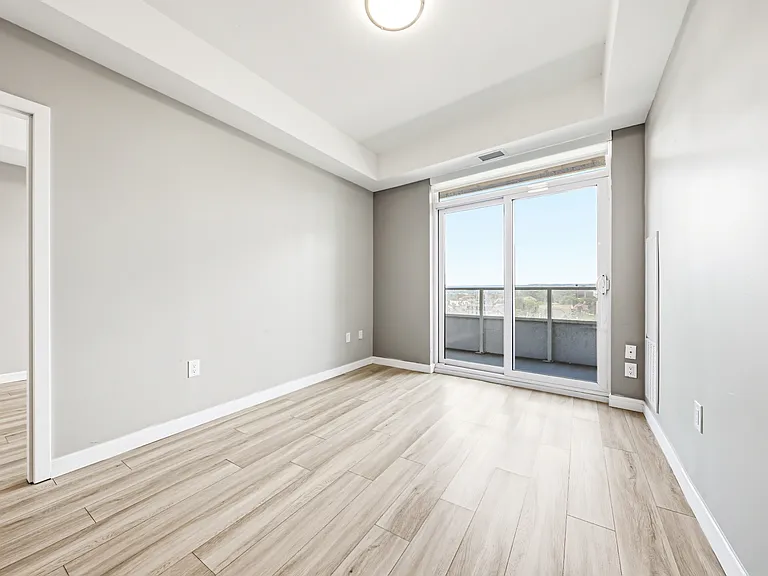 20 George St #2401 — Photo 39