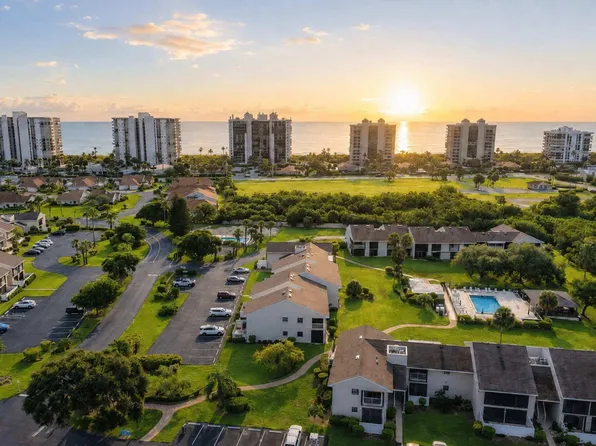 3209 S Lakeview Circle 8105, Fort Pierce, FL 34949