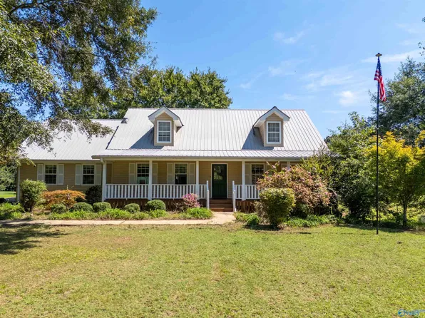 202 Dupree Cir, Rainsville, AL 35986