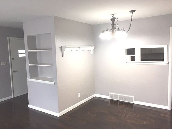 3rd image of 1308 27th St